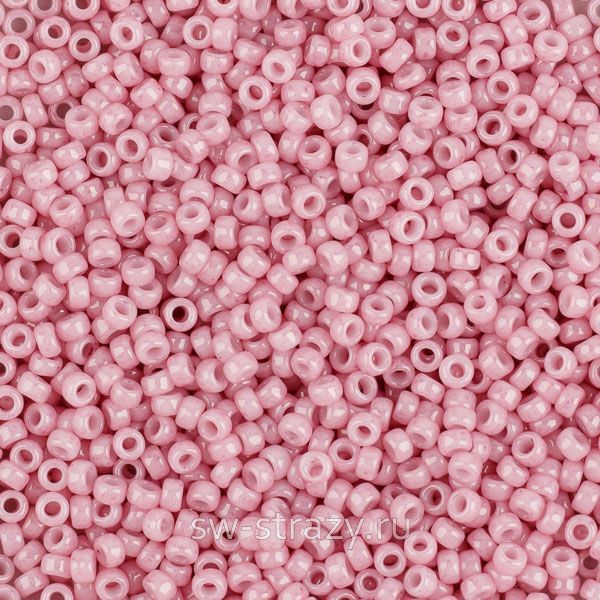 Seedbead Miyuki 15/0 599 Opaque Ant Rose Luster