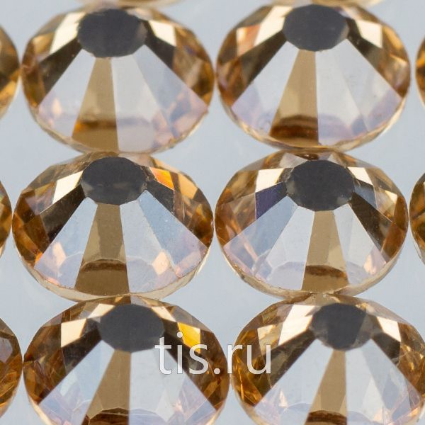 C28 ss16 Crystal Golden Shadow K9 F