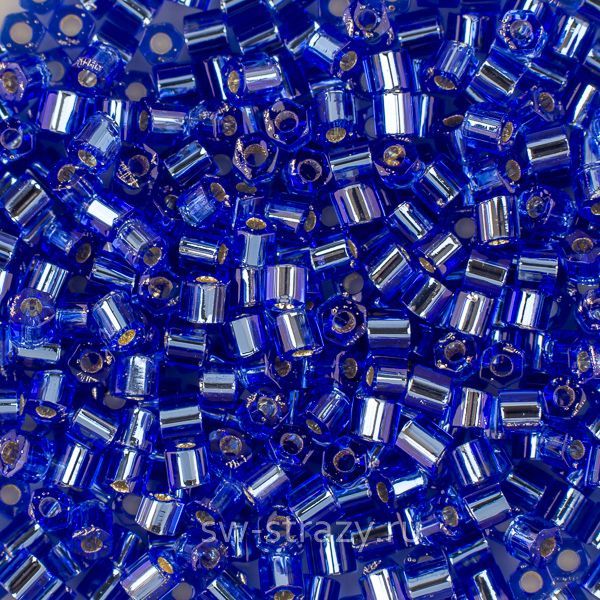 Шестиугольный 11/0 #0035 Внутреннее серебрение, сапфир